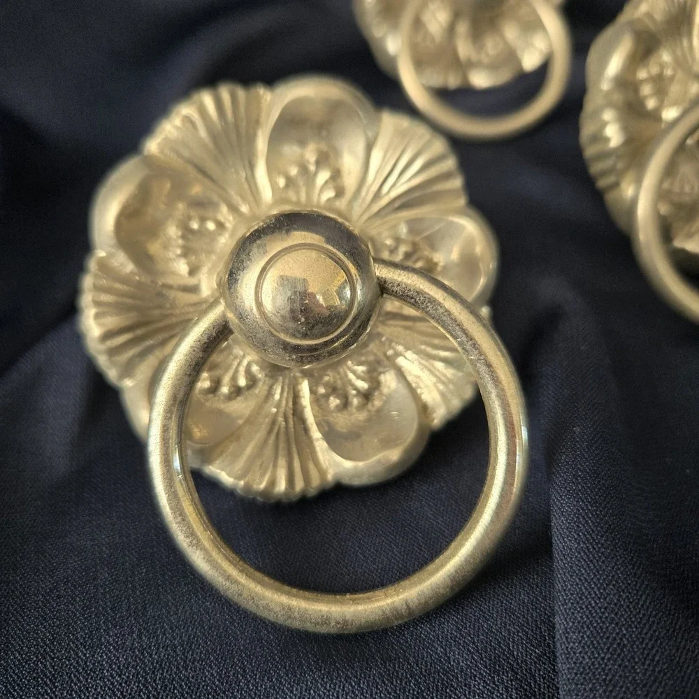 Lot of 6 Silvertone Ornate Floral Backplate w/ Central Drop Ring Drawer Pulls